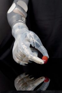 Luke, el brazo robótico de Darpa. DARPA