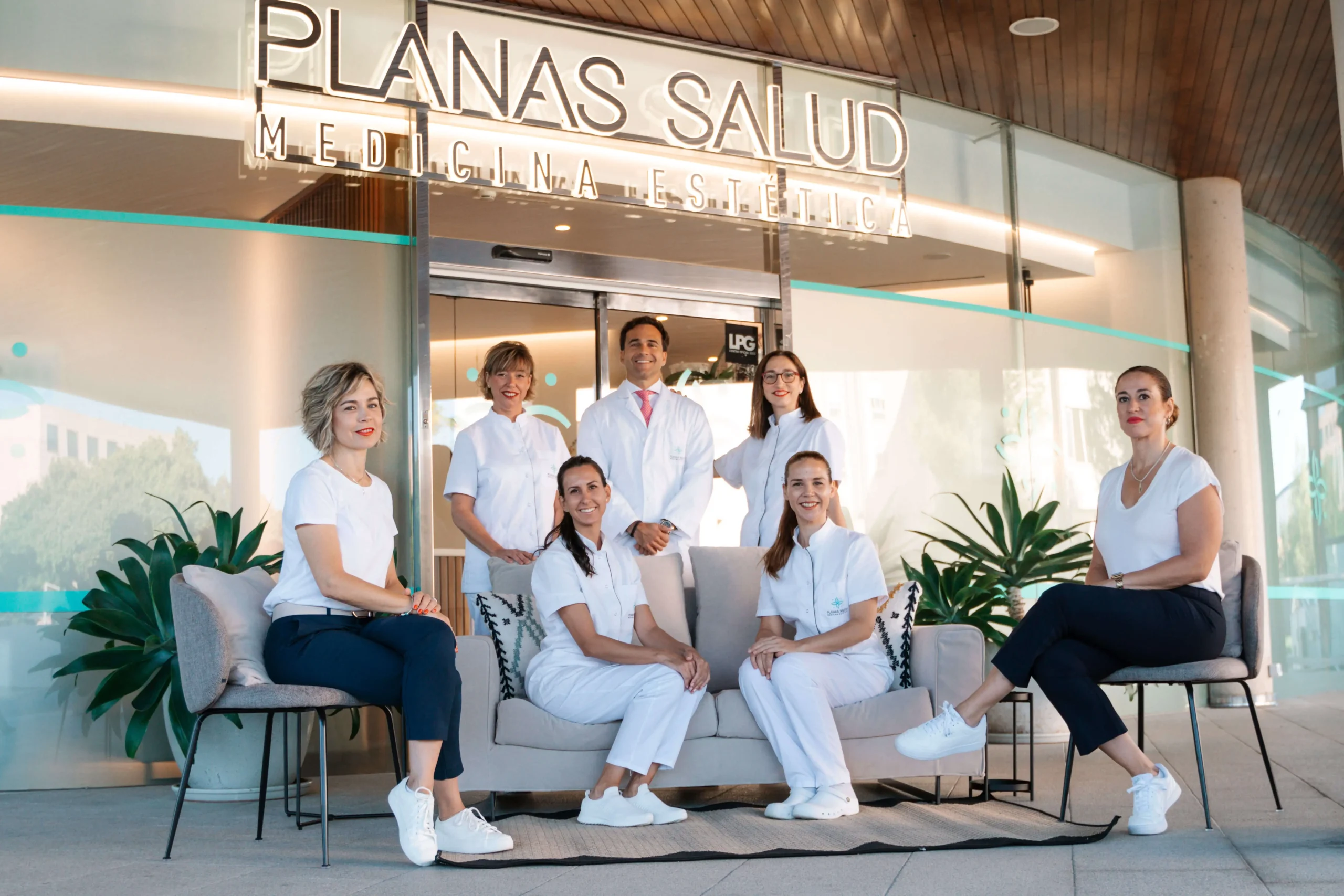 Centro de Dermatología Estética Planas Salud: Tu Piel en las Mejores Manos de Palma